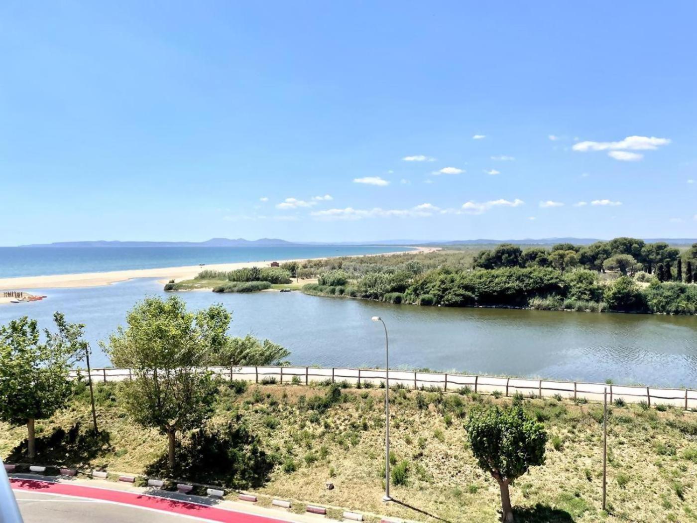 33Apartamento Soleado De Dos Habitaciones Empuriabrava Extérieur photo