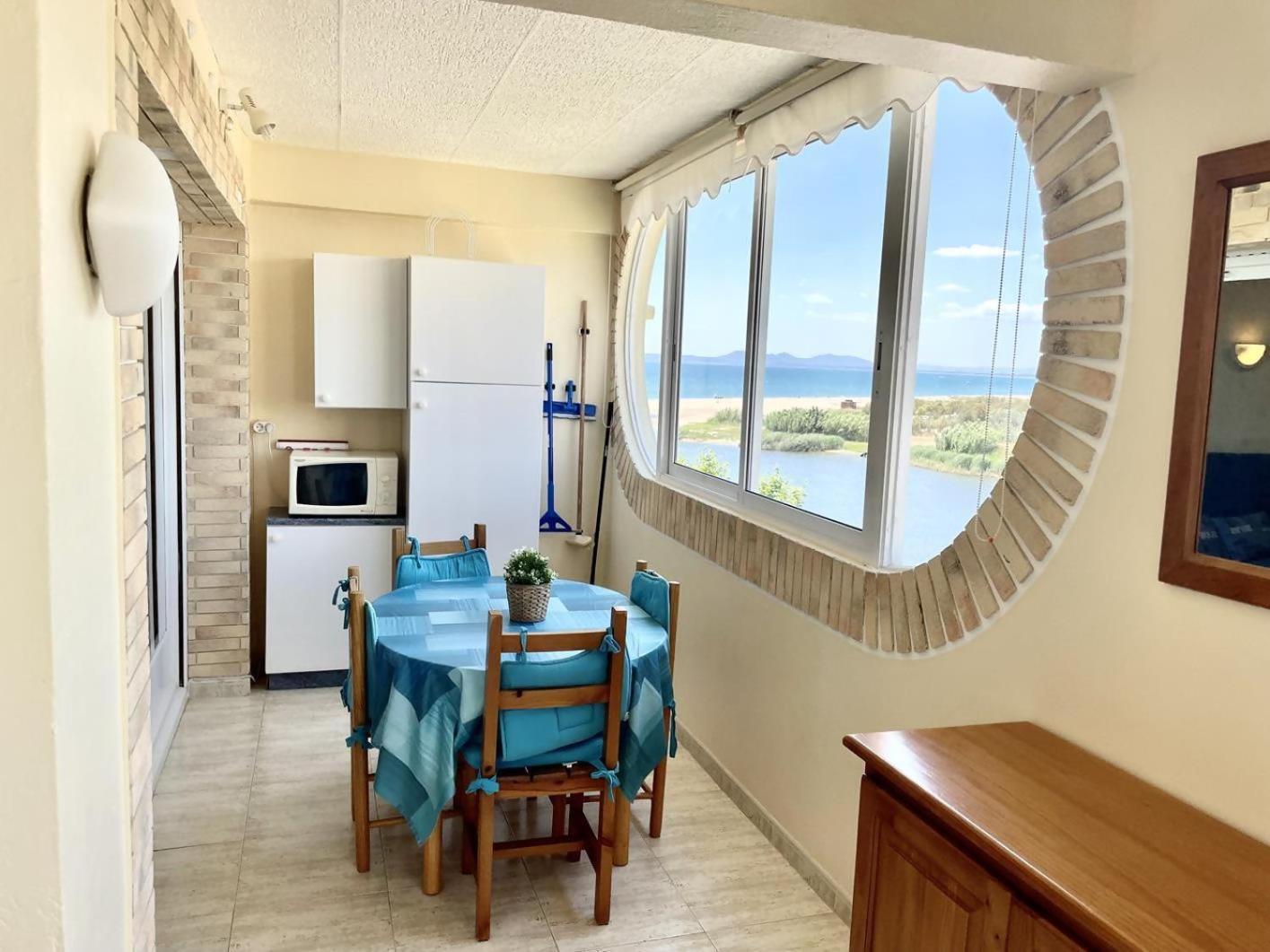 33Apartamento Soleado De Dos Habitaciones Empuriabrava Extérieur photo